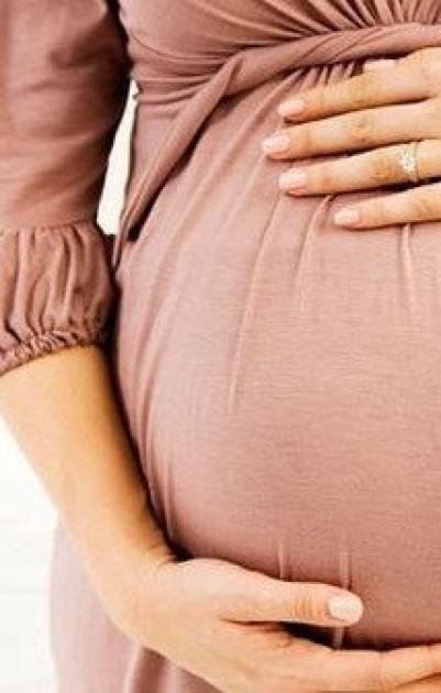 سيدة مصرية حامل بـ 27 جنينا