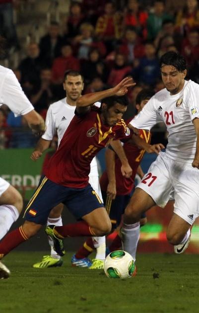 إسبانيا تهزم بيلاروسيا بصعوبة