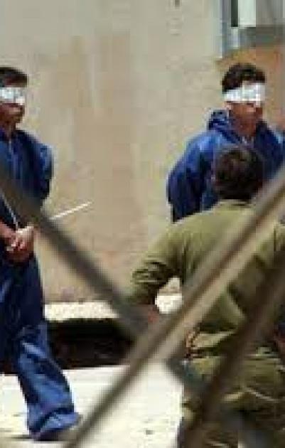 سلطات الاحتلال تجدد الاعتقال الإداري لـ30 أسيرا