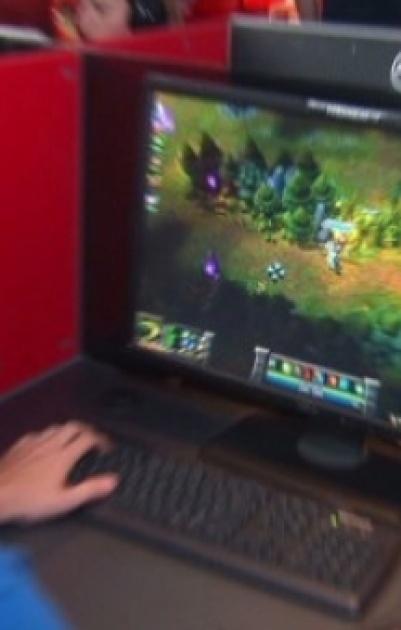 تغريم شاب ألماني بعد اتهامه بتخدير صديقته ليلعب 