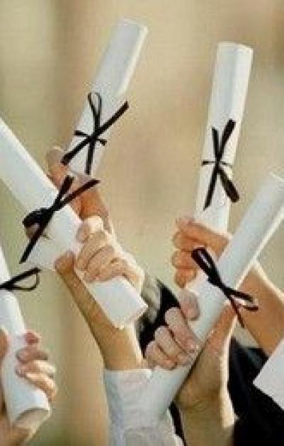 التعليم العالي: المنح الدراسية الفنزويلية ما تزال قائمة