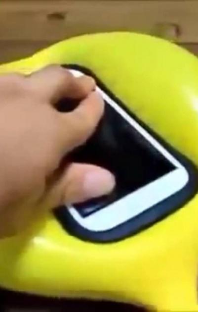 اصنع جراب لهاتفك بالبلون