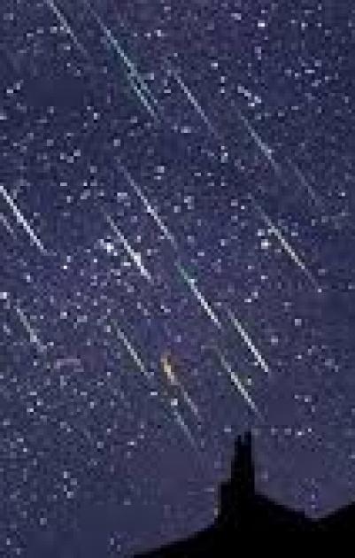 اليابان ستقيم عروض أمطار النيازك المزيفة