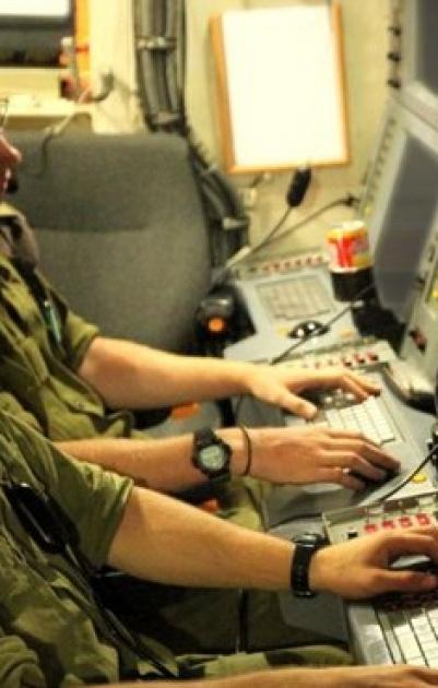 كيف تراقب الاستخبارات الإسرائيلية حساباتنا على مواقع التواصل؟