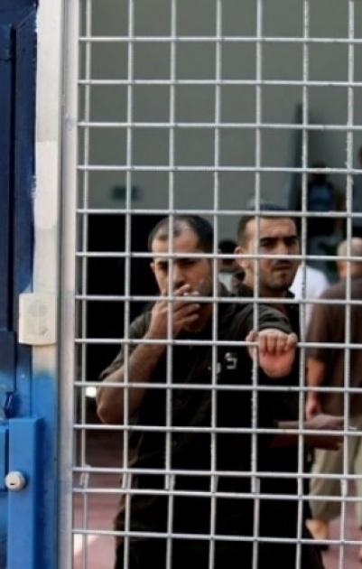 الأسير المقدسي أحمد شاهين يدخل عامه الـ15 بالأسر