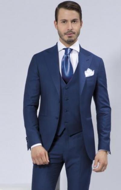 6 قواعد عليك اتباعها عند ارتداء البدلة