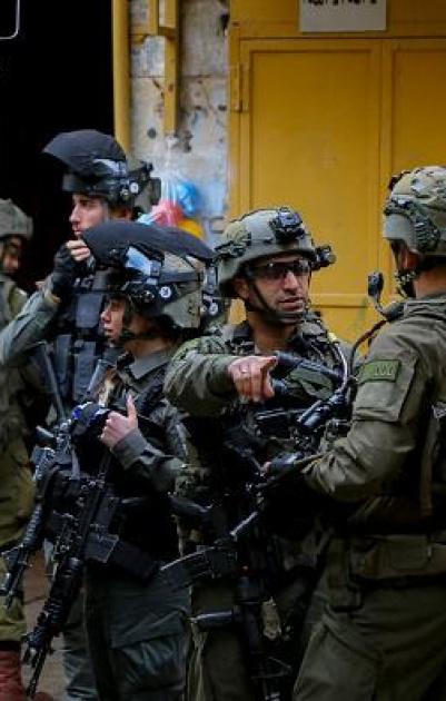 اقتحام منازل واستدعاءات أهالي الأسرى المقدسيين المقرر الإفراج عنهم اليوم