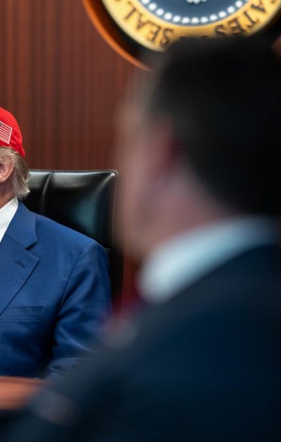 تقارير أمريكية: ترامب قد يأذن بضرب إيران غدا… وطهران تتوعد بتوسيع الحرب