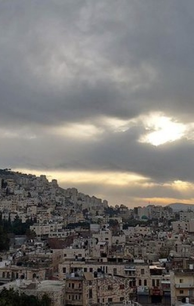 الطقس: انخفاض على درجات الحرارة والفرصة مهيأة لسقوط الأمطار