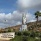مستعمرون يهاجمون مركبات ويغلقون طرقًا ويعلقون أعلام الاحتلال في سردا والطيرة برام الله
