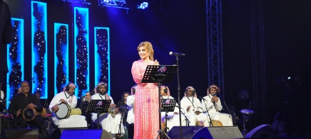  غزل وطرب والبومين ومشروعين مع 