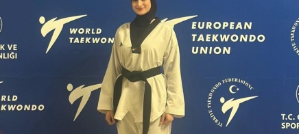 فلسطينية تحصل رسمياً على الشارة الدولية في تحكيم التايكواندو