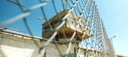 المعتقلون الإداريون يشكّلون 32% من إجمالي الأسرى