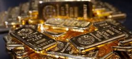 أسعار الذهب تهبط مع ترقب مسار المفاوضات بين واشنطن وطهران