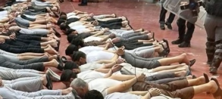 تدهور صحي ومعيشي لأسرى بينهم مرضى وقاصرون في سجن 