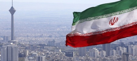 ايران تتهم اسرائيل وامريكا بالهجوم على الامارات لتوريط طهران