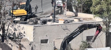 (محدث) الاحتلال يهدم منزلا في سلوان جنوب المسجد الأقصى