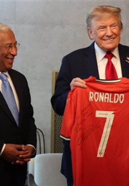 رسالة كريستيانو رونالدو إلى دونالد ترامب