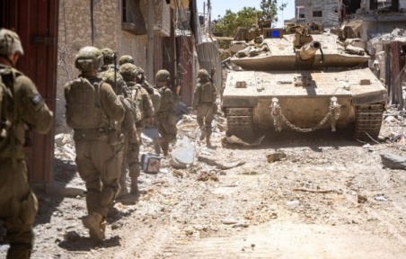 بدواع أمنية: جيش الاحتلال يحاصر 4 قرى فلسطينية قضاء القدس