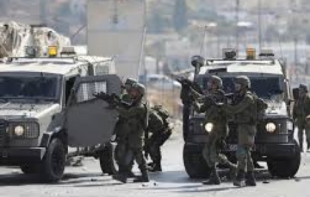 بينهم مسن ونجله.. الاحتلال يعتقل 9 مواطنين من بروقين غرب سلفيت