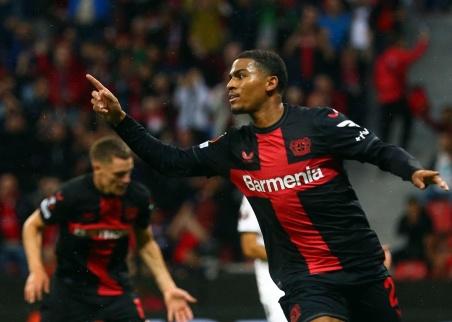 باير ليفركوزن يضع نصب عينيه تكرار سحر الموسم الماضي