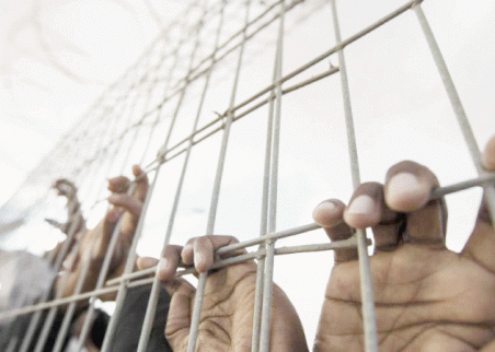 تفاصيل الأوضاع الاعتقالية والصحية لعدد من أسرى 