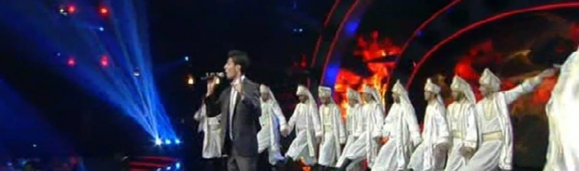 بالفيديو : عساف بصوته واحساسه يهز مسرح ارب ايدول