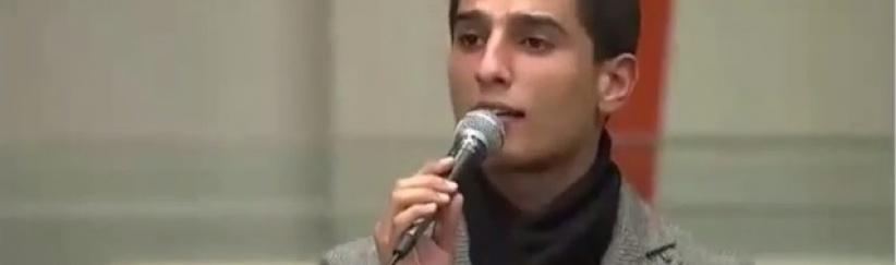 بالفيديو : محمد عساف يعلي الكوفية داخل مقر الامم المتحدة
