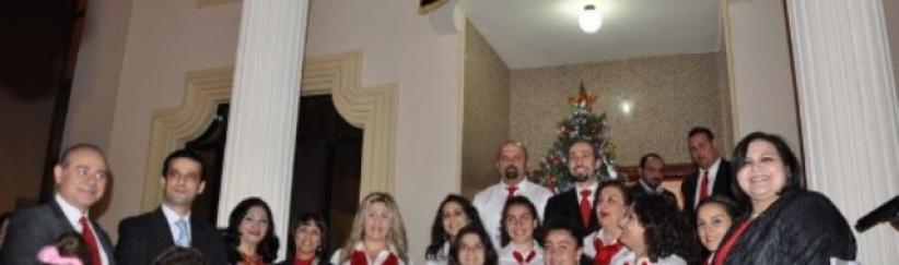 سفارة فلسطين بالبحرين تحتفل باضائة شجرة الميلاد