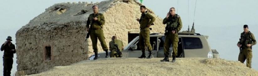 الاحتلال يحتجز طاقما طبيا من الإغاثة الطبية اثناء الدخول لعين حجلة