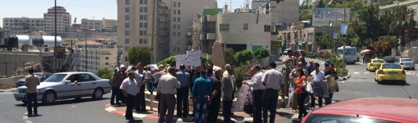 نقابة الموظفين في بيت لحم تنظم وقفات تضامنية مع الأسرى