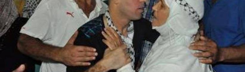 الأسير خطاطبة يتنفس الحرية بعد عشرين عاماً