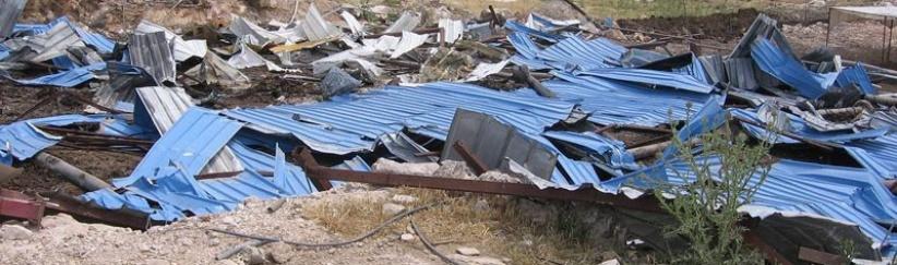 الاحتلال يهدم 3 منازل سكنية و3 بركسات في الطور بالقدس