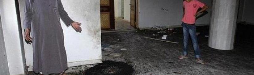 فيديو: مستوطنون يحرقون مسجدا شمال شرق رام الله