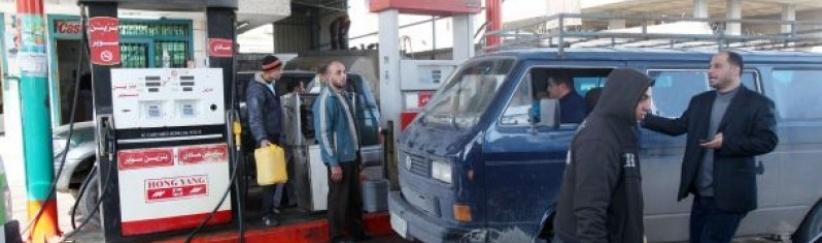 بدء انفراج أزمة الوقود بغزة