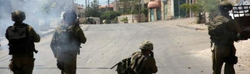 إصابة طفلين برصاص الاحتلال واعتقال 10 اخرين في البيرة