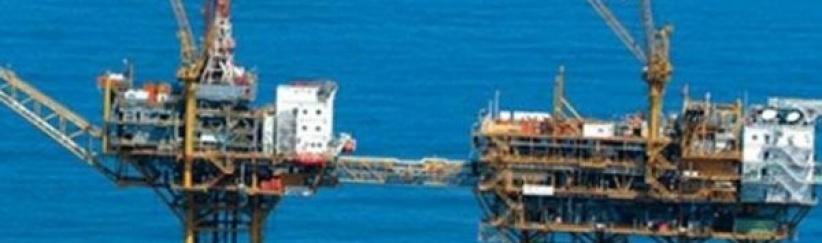 السفارة الأميركية تطلب من 