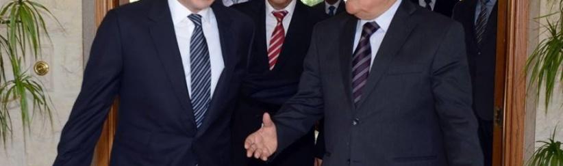 الرئيس يزور الأمير علي بن الحسين في منزله