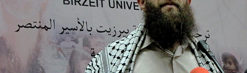 الأسير عدنان في يومه 42 من الإضراب: كلما زادوا تنكيلا ازددت صلابة