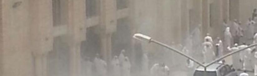 14 قتيلاً بانفجار في مسجد بالكويت