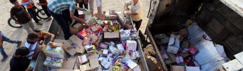 إتلاف 12 طن أغذية فاسدة بخانيونس