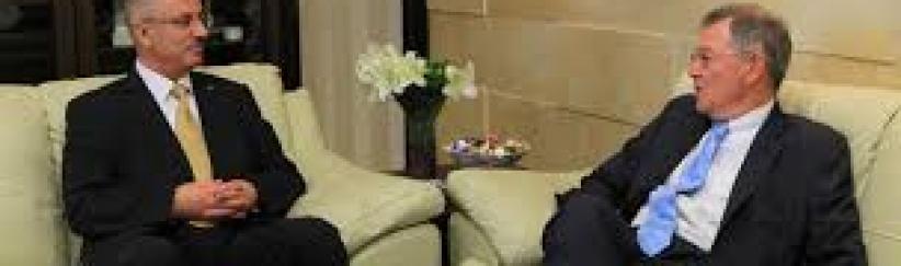 الحمد الله يبحث مع منسق عملية التسوية إسراع إعمار غزة