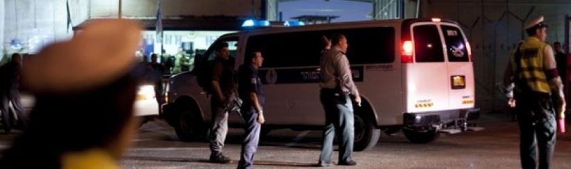 موافقة إسرائيلية على فتح محال بالخليل