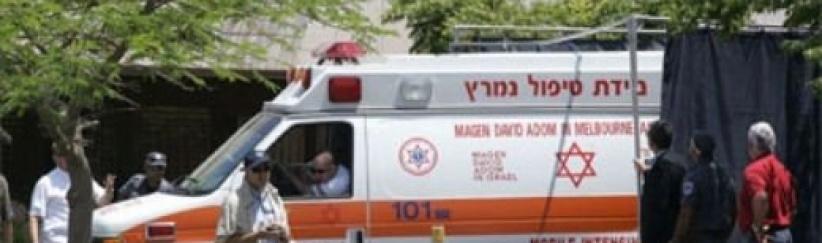 إصابة عامل بجروح خطيرة سقط من ورشة بأراضي 48