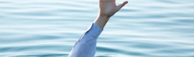 مصرع فتى من جنين غرقا في بحر عسقلان