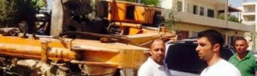 بالصور| انقلاب جرافة ببيت ساحور