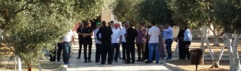 تشديدات على أبواب الأقصى و52 مستوطنًا يقتحمونه