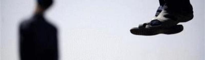 العثور على جثة شاب مشنوقا في خان يونس