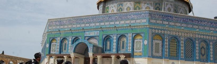 976 مستوطنًا وعنصر مخابرات اقتحموا الأقصى بيوليو