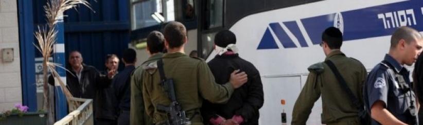 الافراج عن أسيرين احدهما امضى 12 عاما والاخر 11 عاما